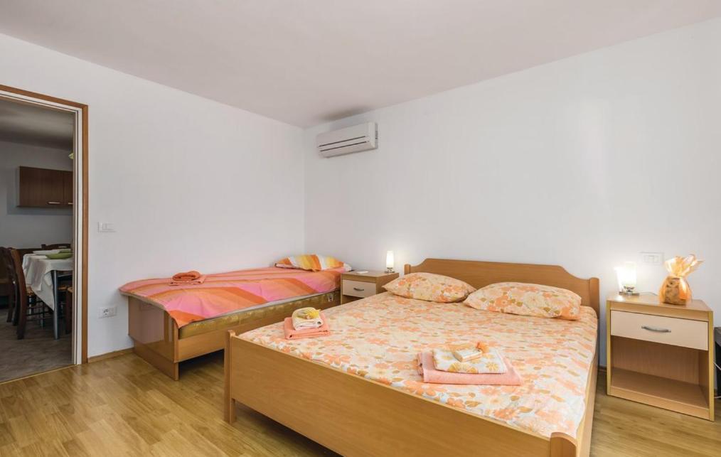 Apartments Franelli Brsec Exterior photo